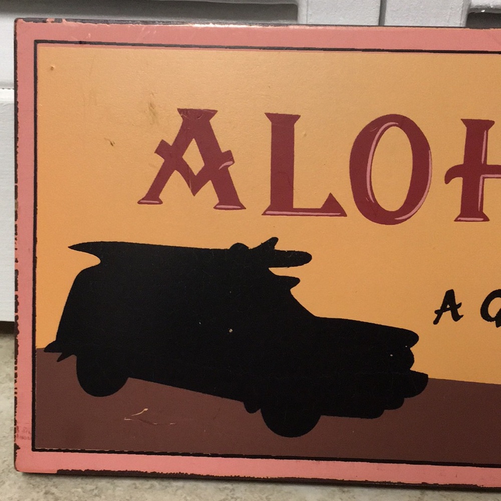 "Aloha Club" Sign - Picture 3 of 10
